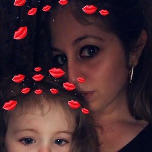 Meet your Posher, Annalia